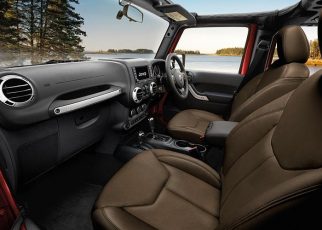 On trial: Jeep Wrangler interior, the perfect evolution