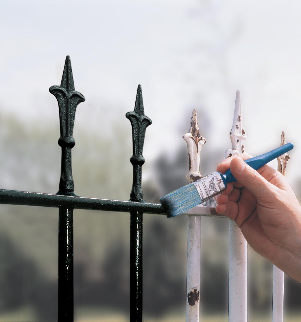 How to Paint a Gate? Do It Yourself by Following These Tricks