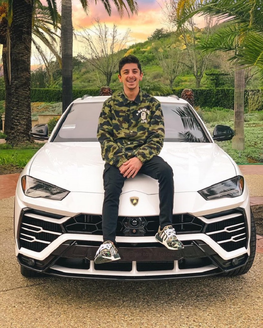 How much is FaZe Rug Net Worth as of 2022?